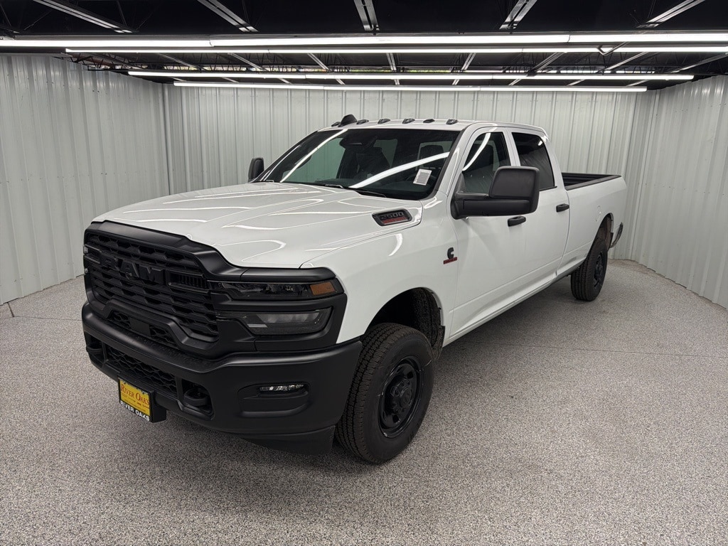 New 2025 Ram 2500 TRADESMAN CREW CAB 4X4 8' BOX Pickup