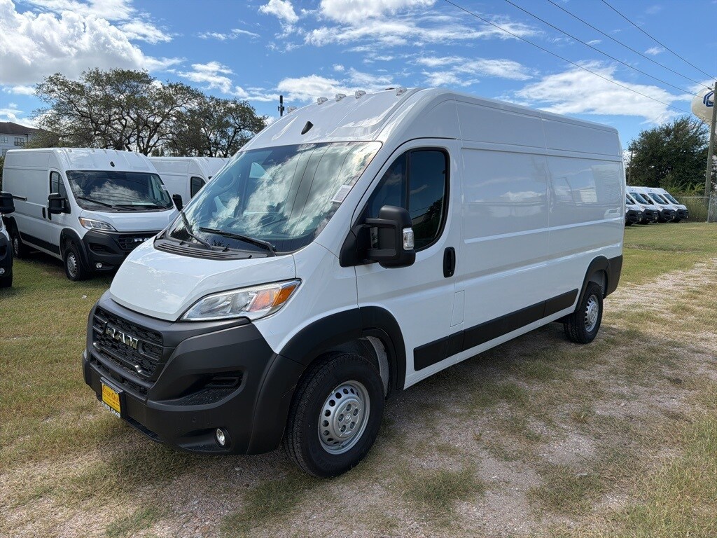2026 Ram ProMaster 2500 Cargo Van photo 2