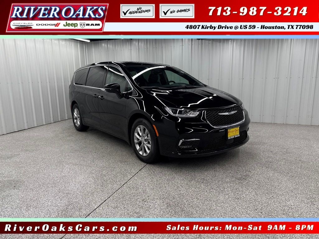 Used 2026 Chrysler Pacifica Limited Van Passenger Van