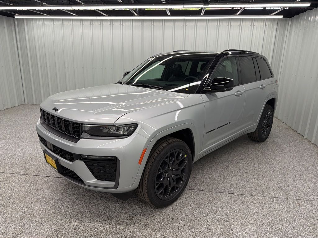 New 2026 Jeep Grand Cherokee SUMMIT 4X4 Sport Utility