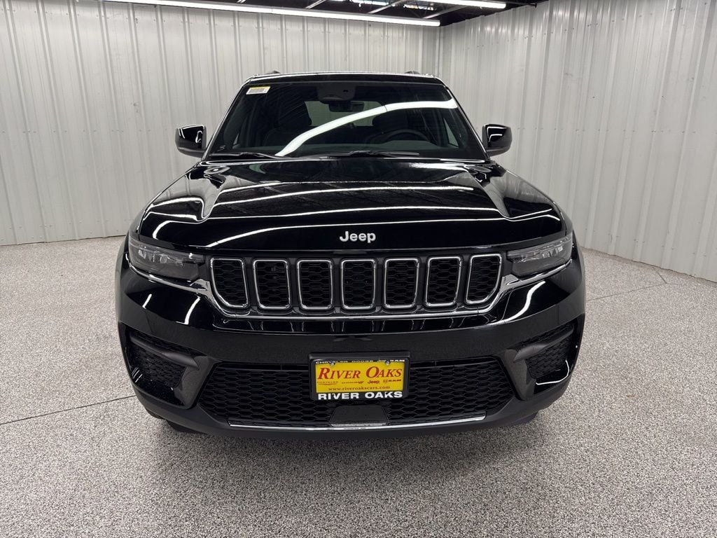 New 2025 Jeep Grand Cherokee LAREDO X 4X4 Sport Utility