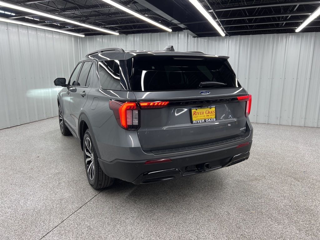 Used 2025 Ford Explorer ST-Line SUV