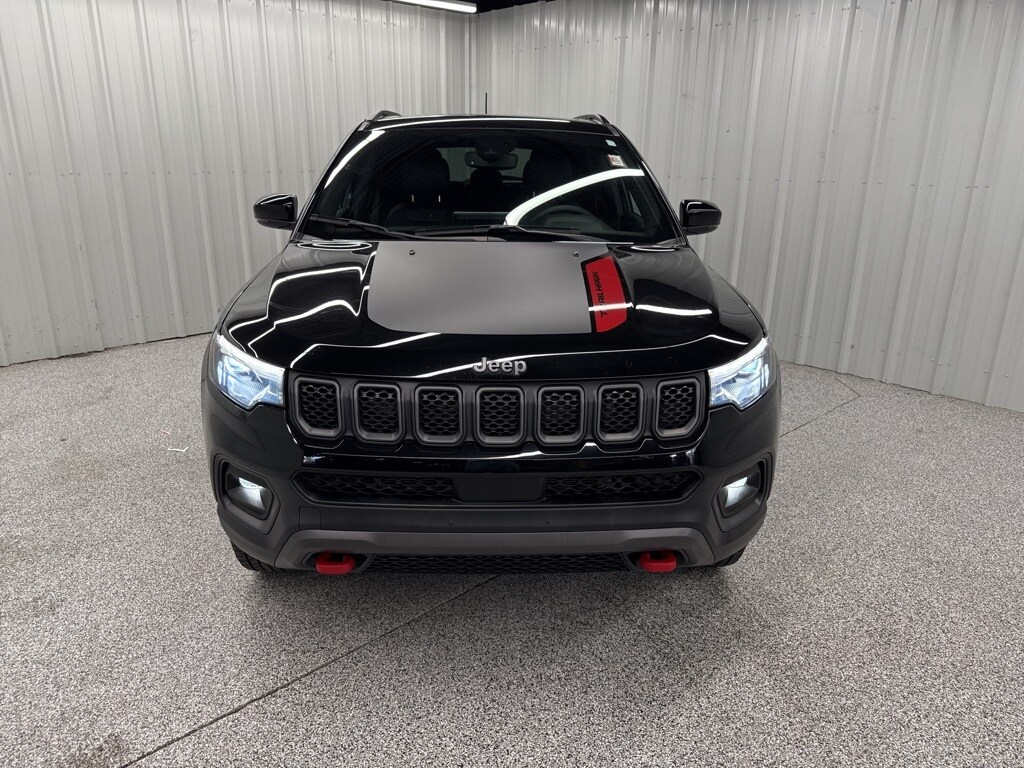 2023 Jeep Compass Trailhawk photo 2
