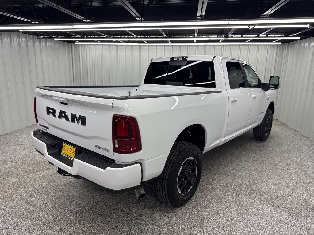 2025 Ram 2500 Laramie photo 4