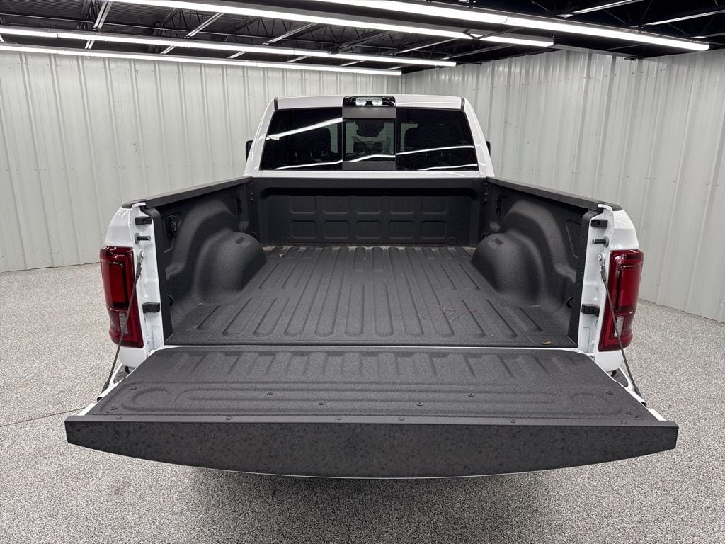 2026 RAM 2500 Laramie - Photo 7