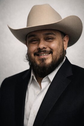 Staff member RENE ORTEGA from ID_fc2417