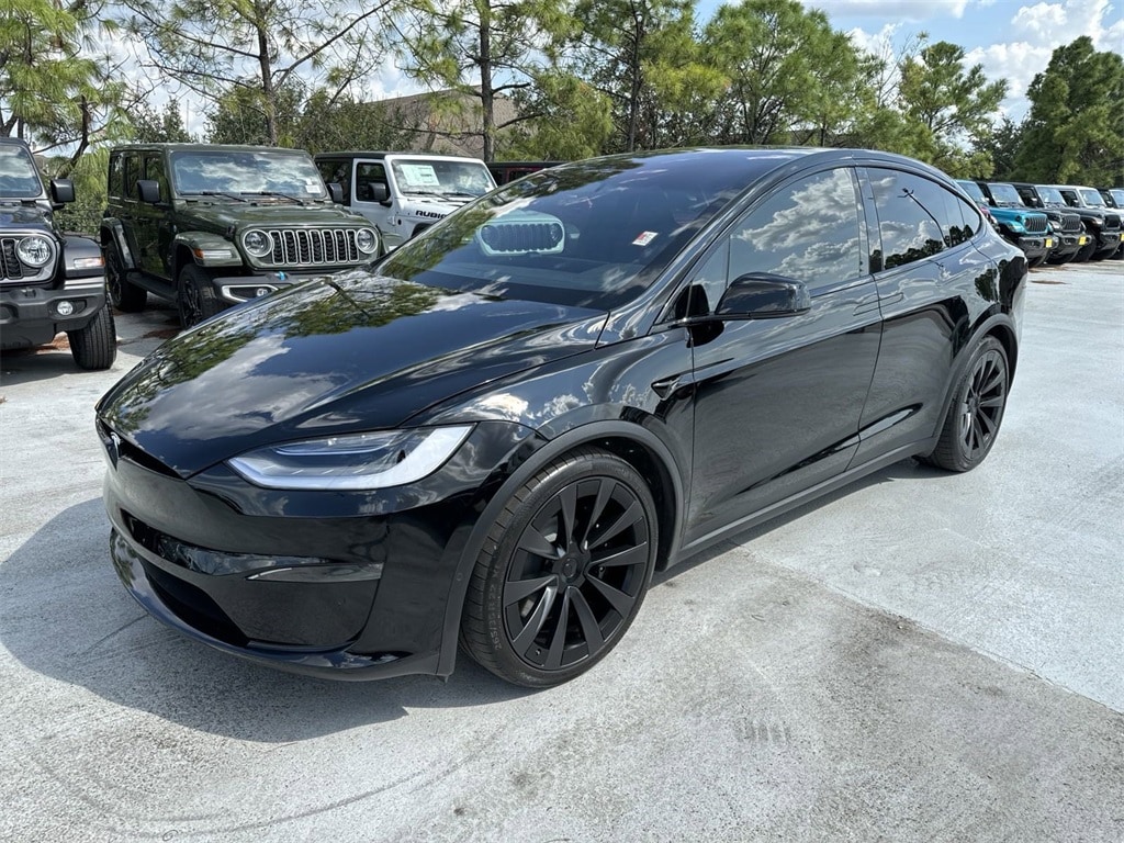 Used 2022 Tesla Model X Plaid with VIN 7SAXCBE60NF356653 for sale in Houston, TX