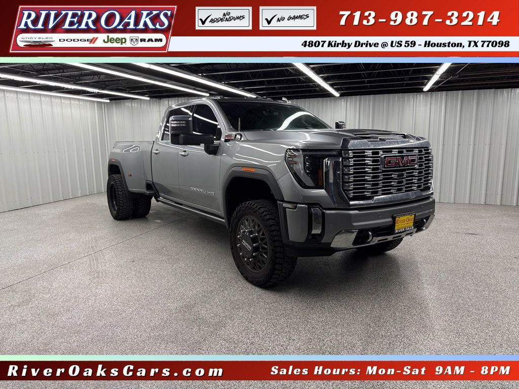 2024 GMC Sierra 4WD Crew Cab Long Box DRW Denali's photo