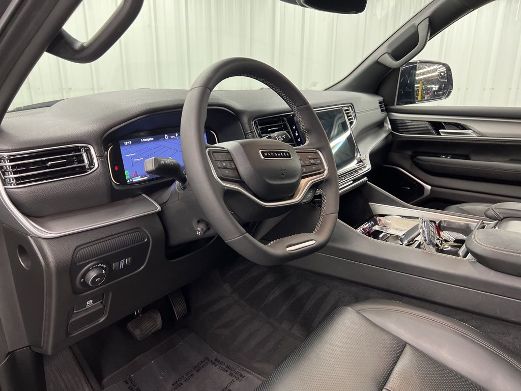 2025 Jeep Wagoneer Series I - Photo 19