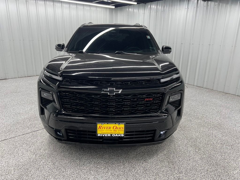 Used 2024 Chevrolet Traverse RS SUV
