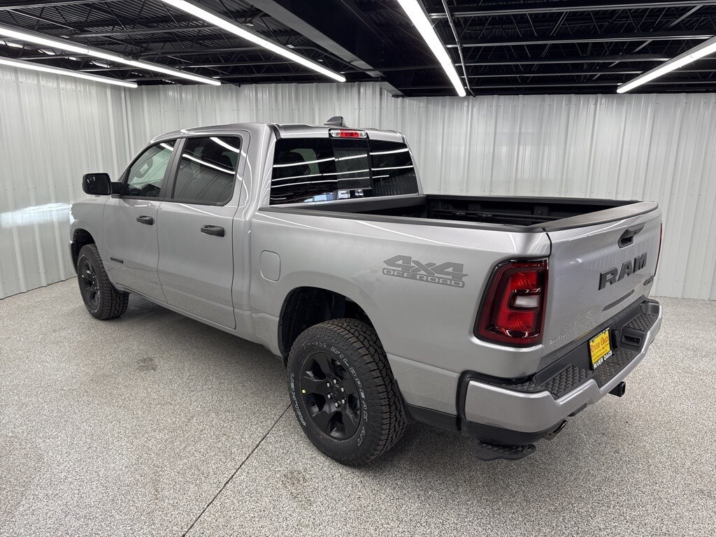2025 Ram 1500 Tradesman photo 4