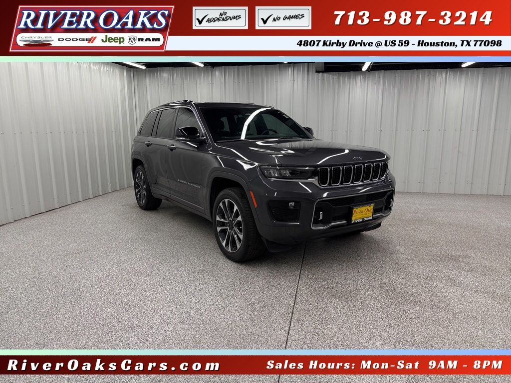 2022 Jeep Grand Cherokee Overland 4x4's photo