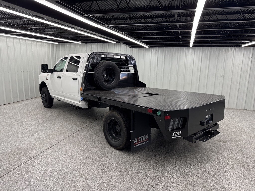 2025 Ram 3500 Tradesman photo 4