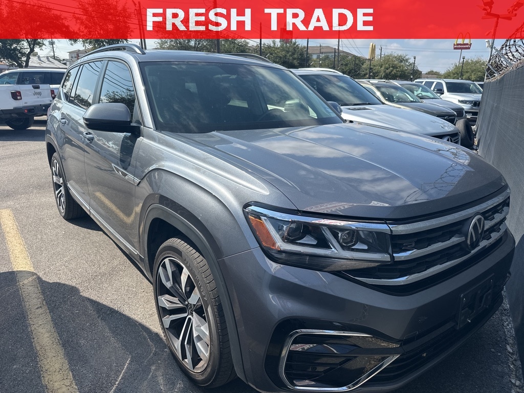 Used 2021 Volkswagen Atlas 3.6L V6 SE w/Technology R-Line SUV