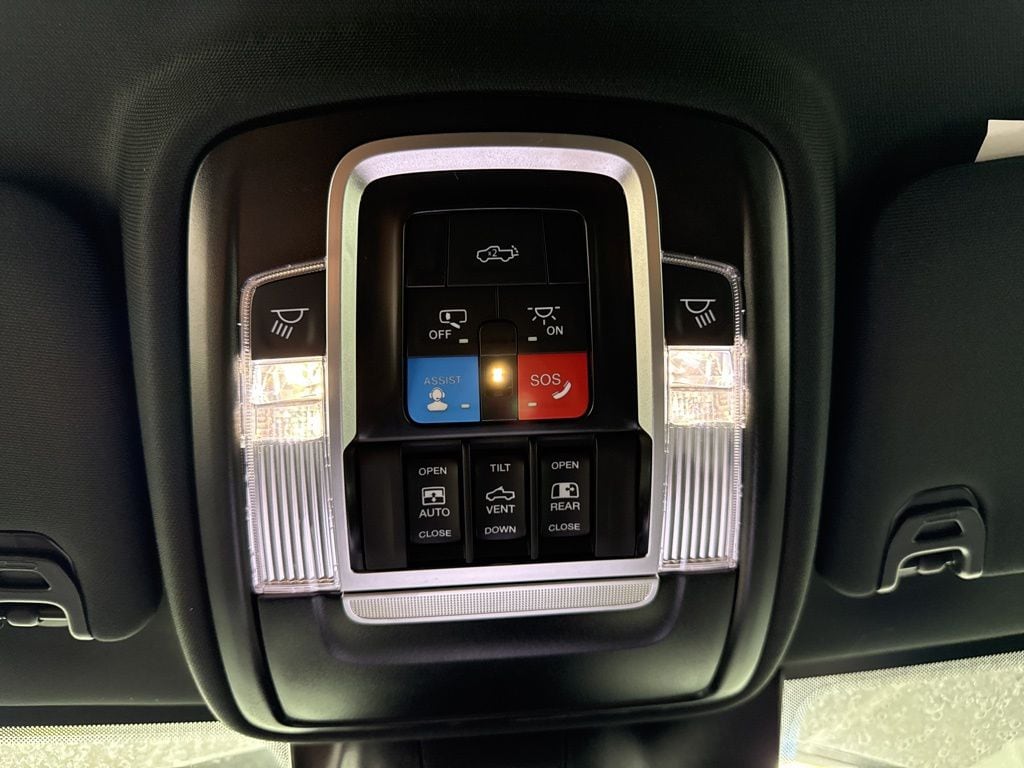 2026 RAM 2500 Laramie - Photo 22