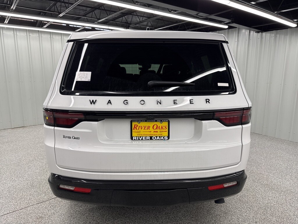 2025 Jeep Wagoneer Series II photo 2