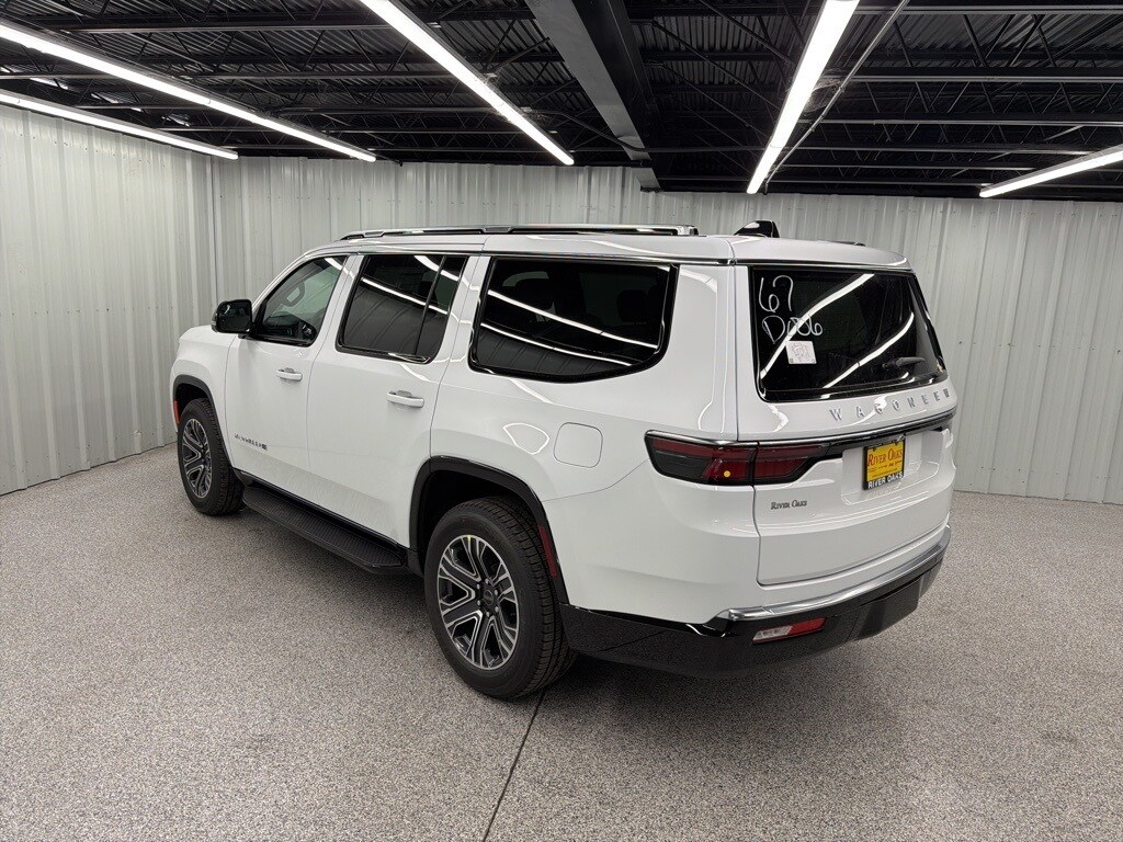 2025 Jeep Wagoneer Base photo 2