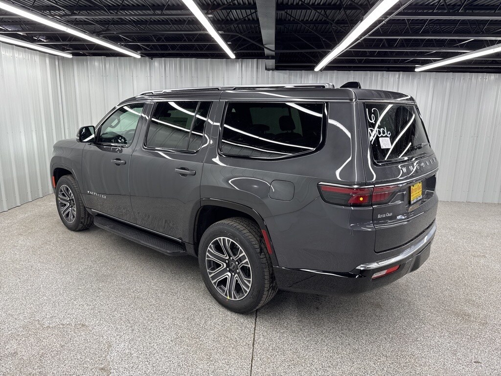 2025 Jeep Wagoneer Base photo 3