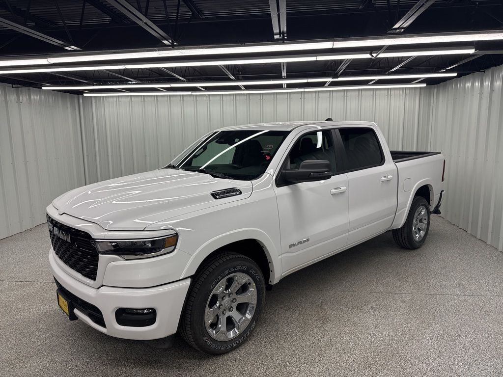 New 2026 Ram 1500 LONE STAR CREW CAB 4X4 5'7 BOX Pickup