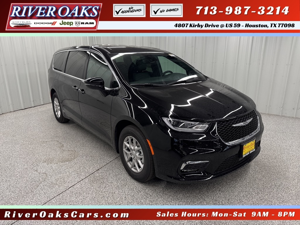 2025 Chrysler Pacifica Passenger Van 