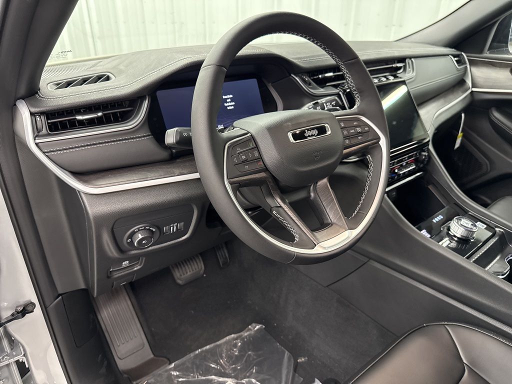 2025 Jeep Grand Cherokee L Limited - Photo 18