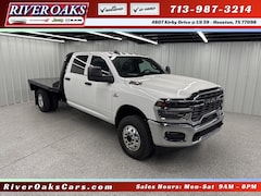 2025 Ram 3500 Chassis Cab 3500 TRADESMAN CREW CAB CHASSIS 4X4 60' CA Pickup