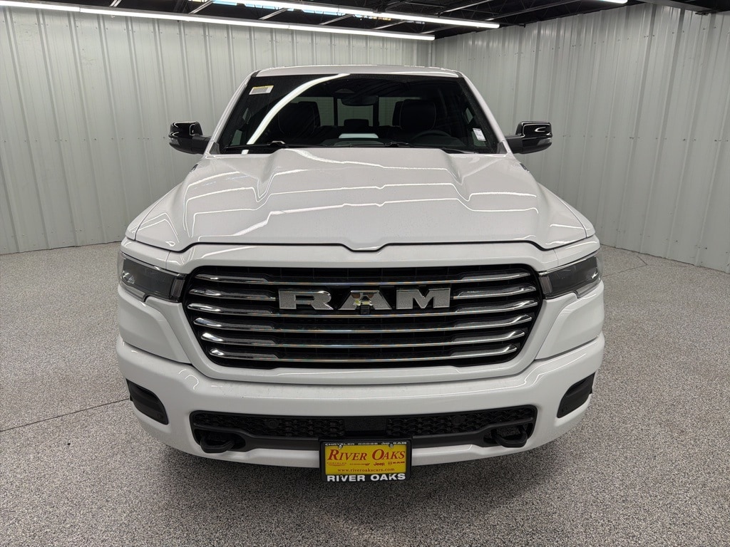 New 2026 Ram 1500 LARAMIE CREW CAB 4X4 5'7 BOX Pickup
