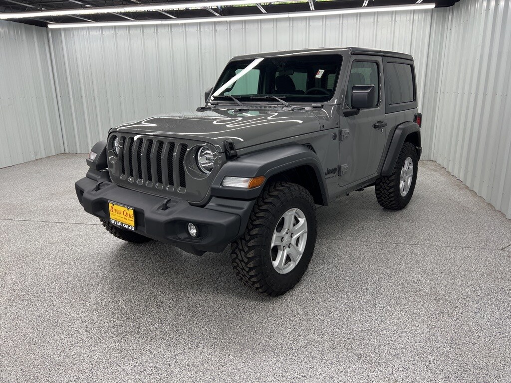 2023 Jeep Wrangler Sport S photo 3