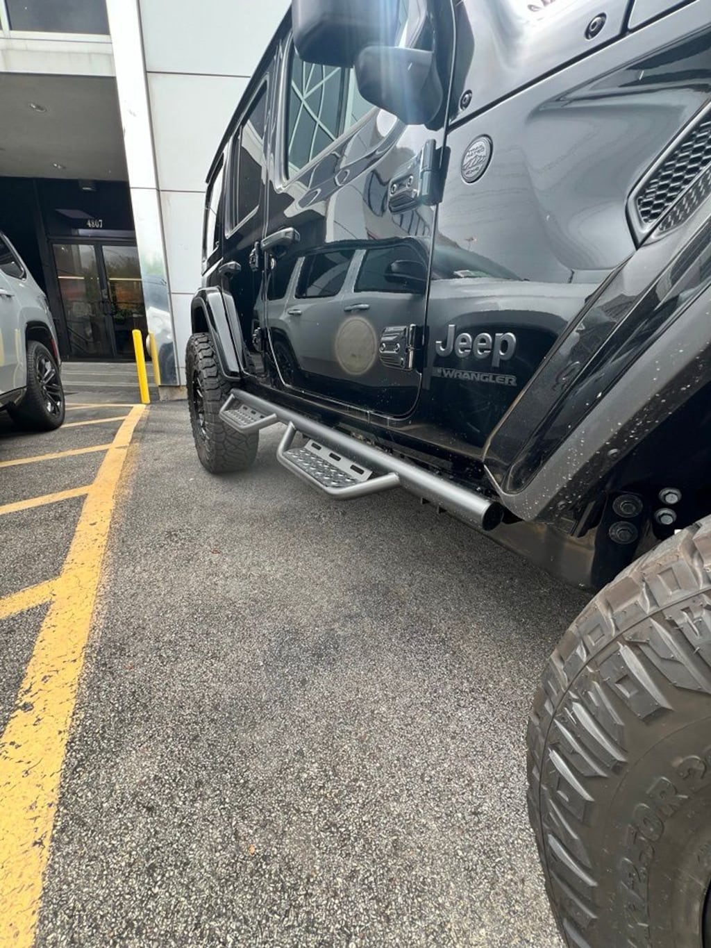 New 2026 Jeep Wrangler 4-DOOR SAHARA Sport Utility