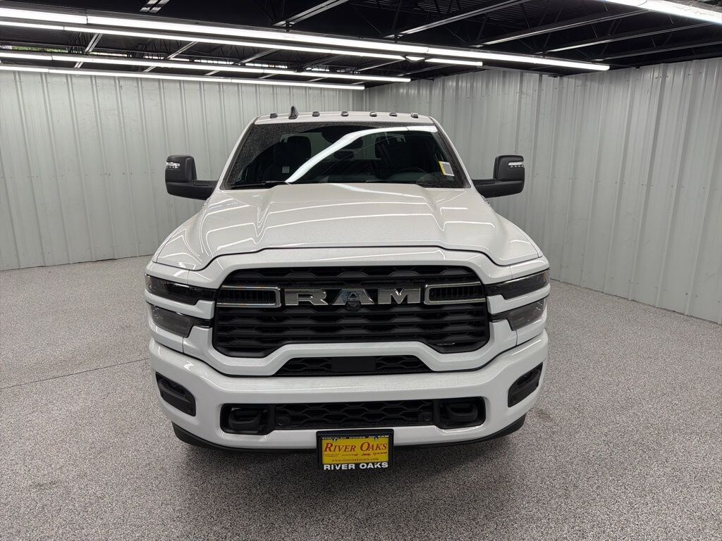 New 2026 Ram 3500 BIG HORN CREW CAB 4X4 8' BOX Pickup