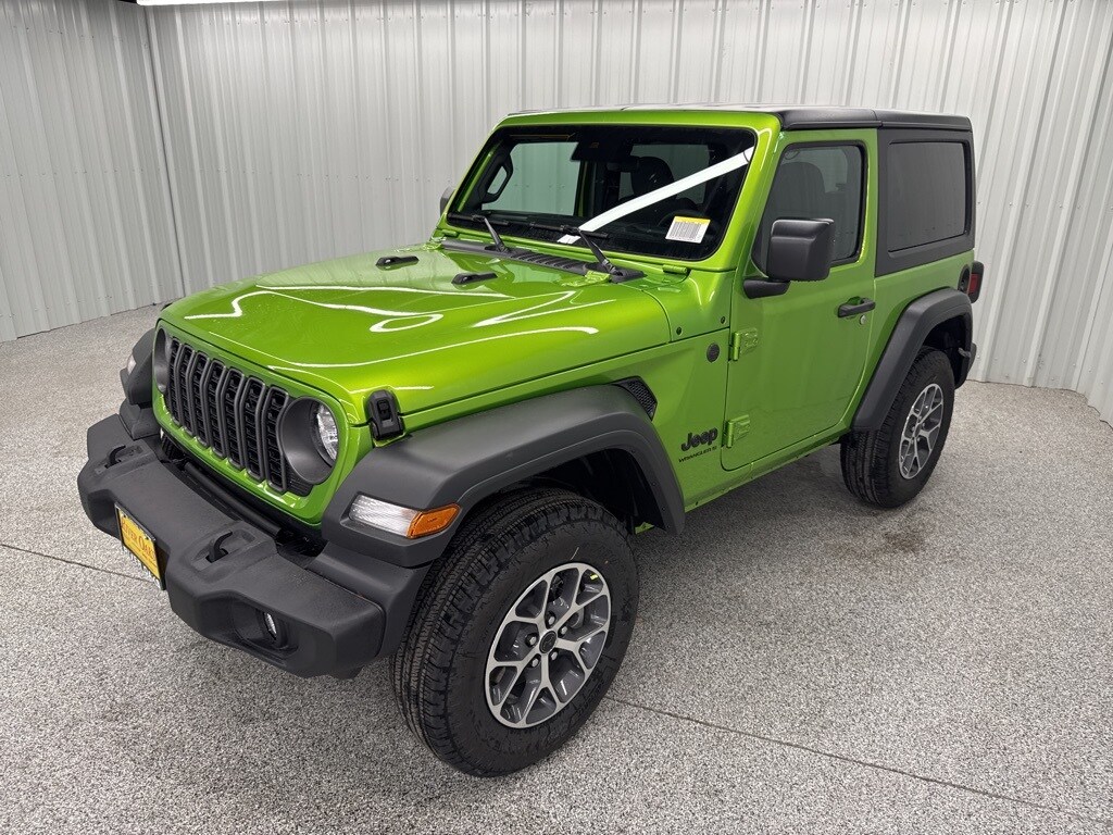 2025 Jeep Wrangler Sport photo 3