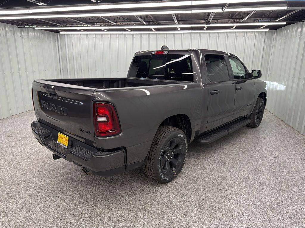 New 2026 Ram 1500 EXPRESS CREW CAB 4X4 5'7 BOX Pickup