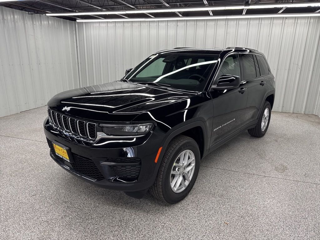 New 2025 Jeep Grand Cherokee LAREDO X 4X4 Sport Utility