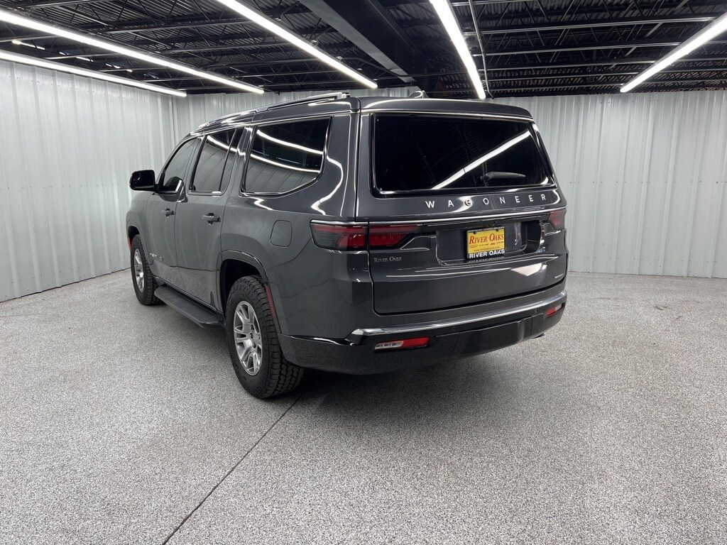 2022 Jeep Wagoneer Series I photo 2