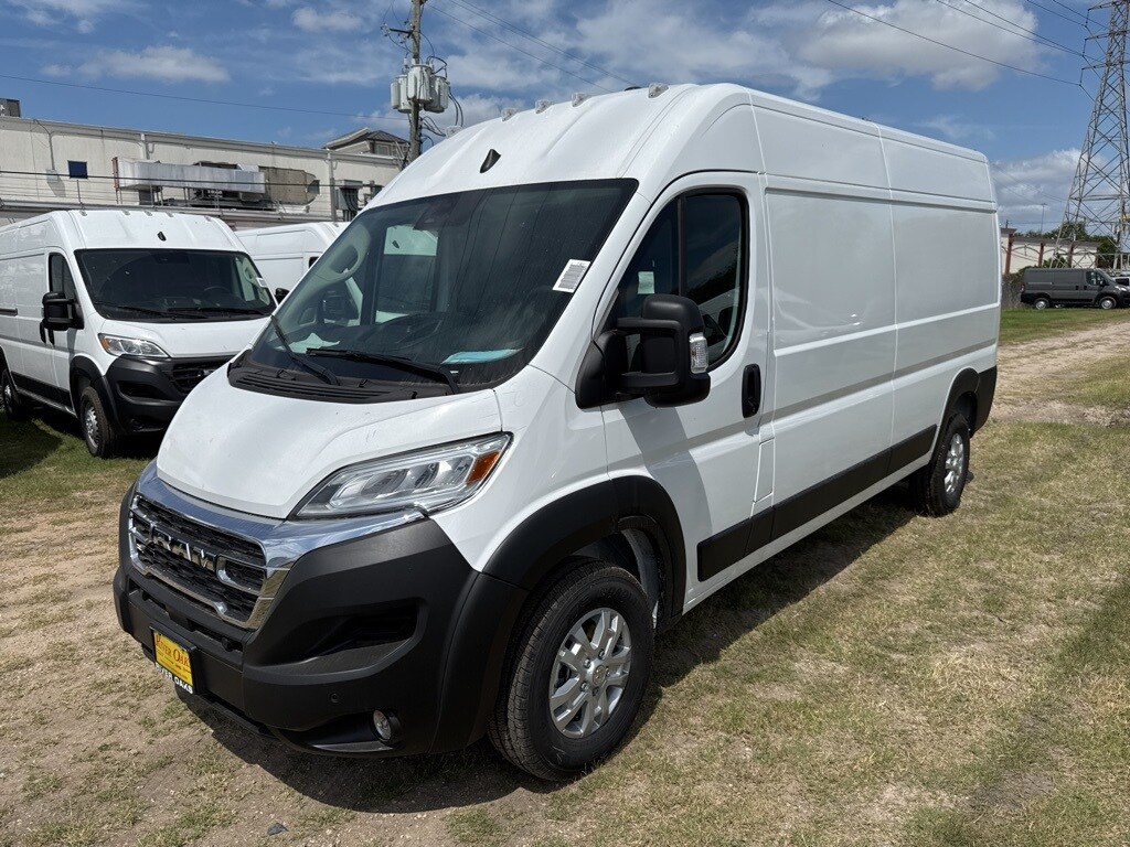 2025 Ram ProMaster 2500 photo 2