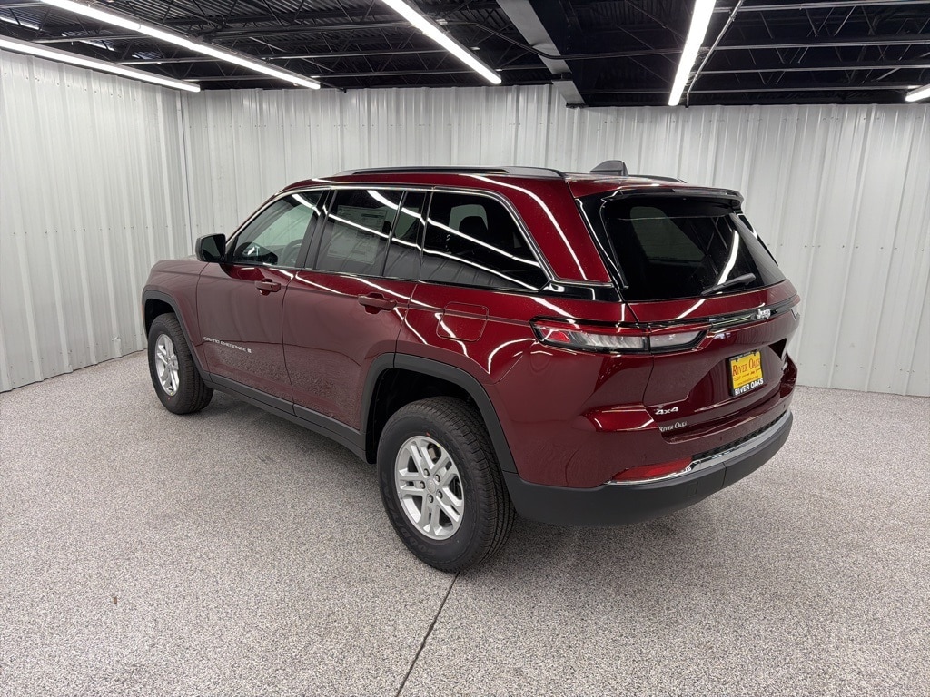 New 2025 Jeep Grand Cherokee LAREDO 4X4 Sport Utility