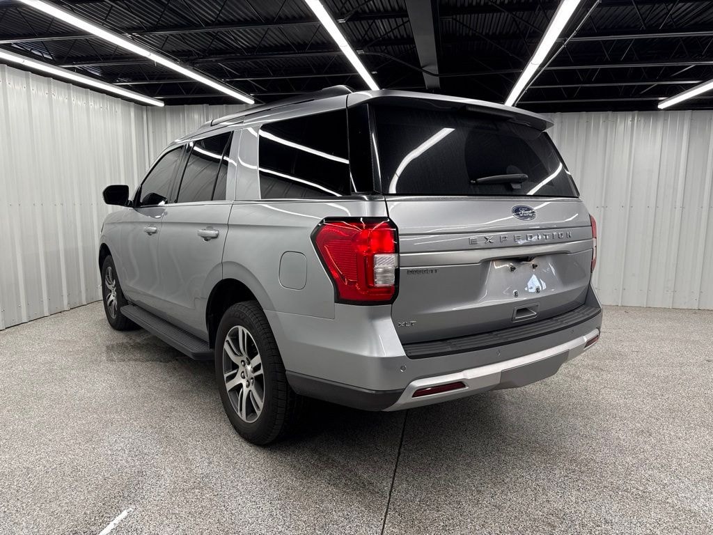 Used 2024 Ford Expedition XLT SUV