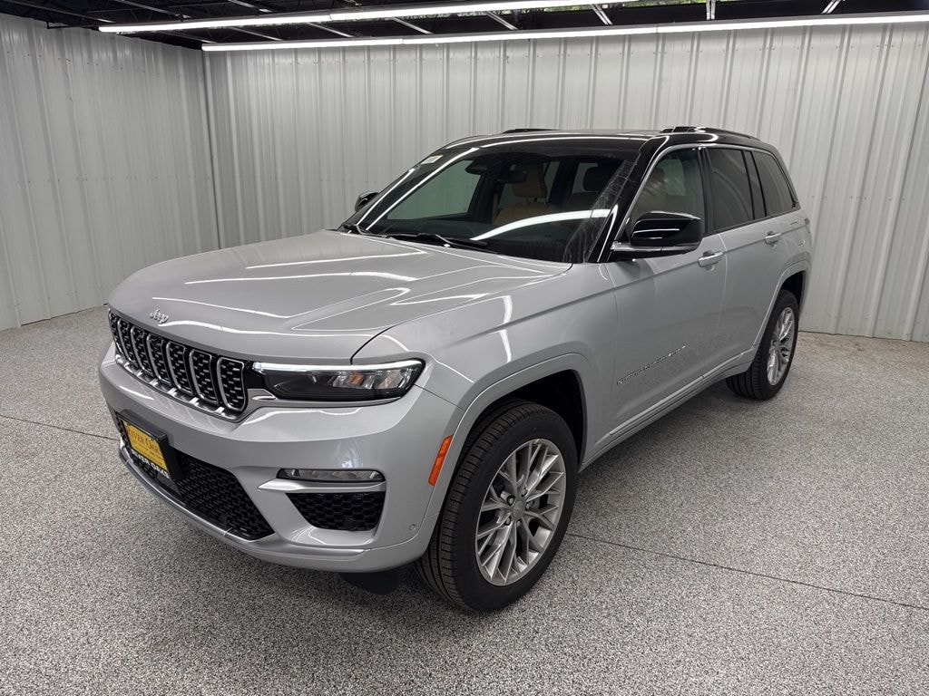 Used 2025 Jeep Grand Cherokee Summit SUV