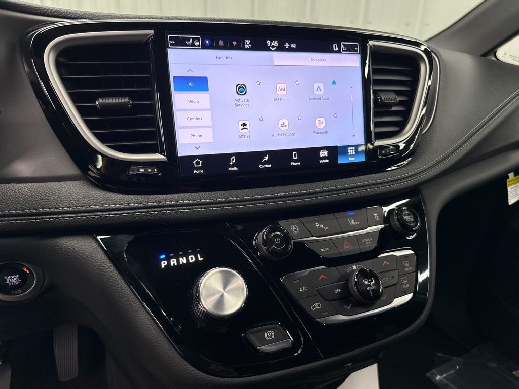 2026 Chrysler Pacifica Select - Photo 25