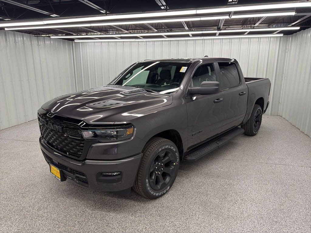 New 2026 Ram 1500 EXPRESS CREW CAB 4X4 5'7 BOX Pickup
