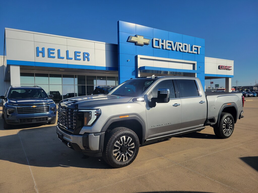 Used 2025 GMC Sierra 2500HD Denali Ultimate 4WD Crew Cab 159 Denali Ultimate