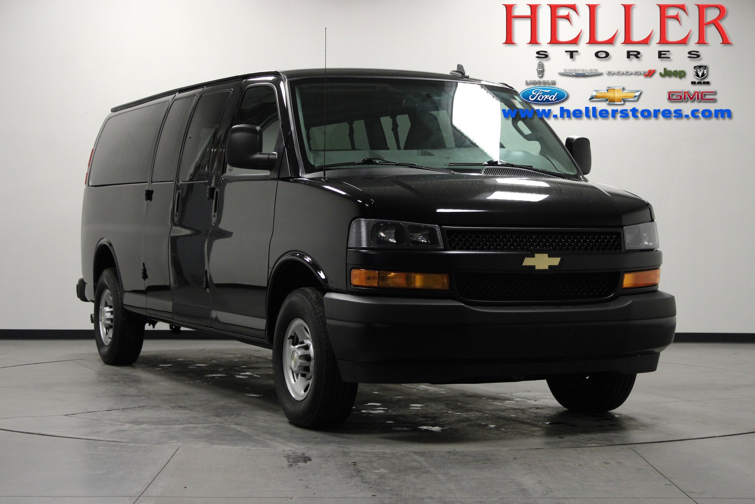 2025 Chevrolet Express Passenger