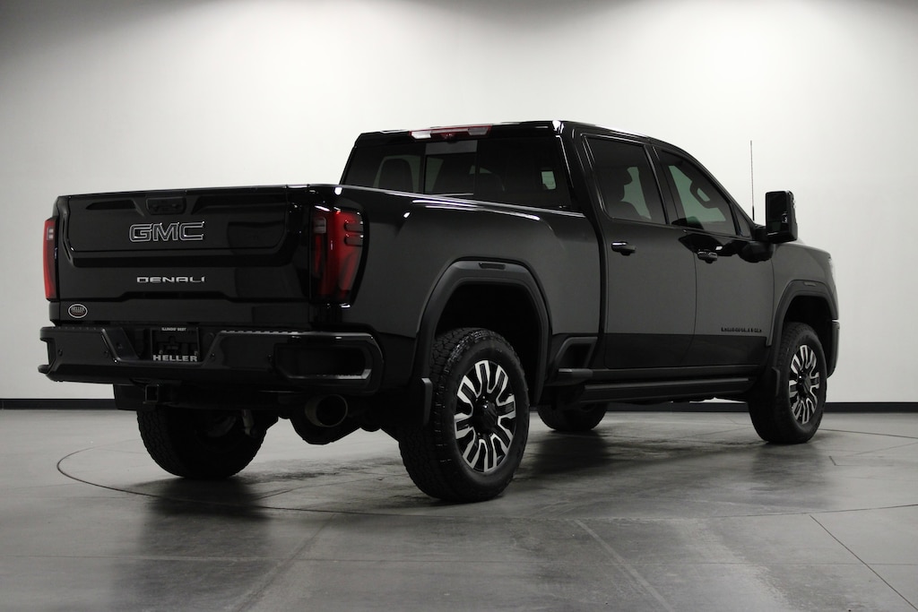 Used 2024 GMC Sierra 2500HD Denali Ultimate 4WD Crew Cab 159 Denali Ultimate