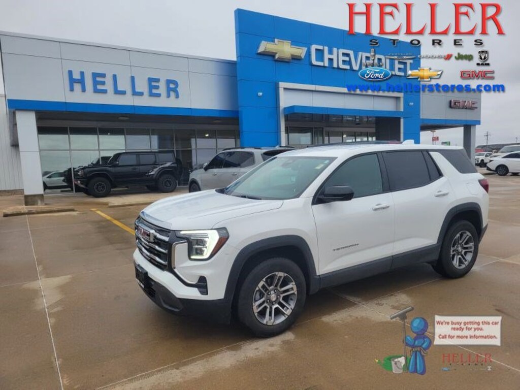 Used 2025 GMC Terrain AWD Elevation AWD Elevation