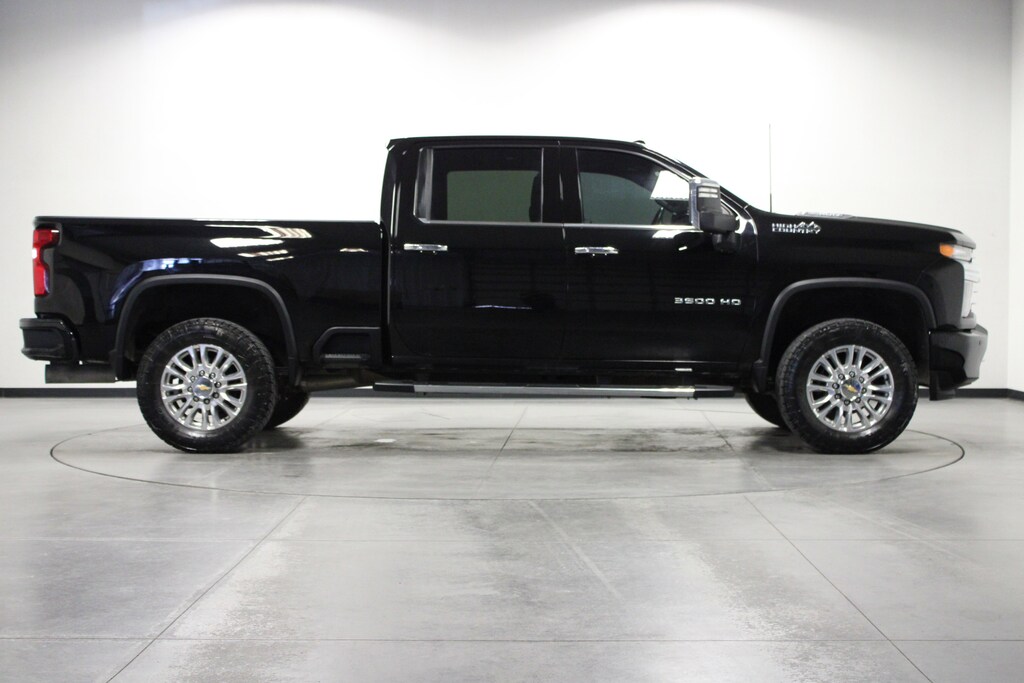 Used 2023 Chevrolet Silverado 3500HD High Country 4WD Crew Cab 159 High Country