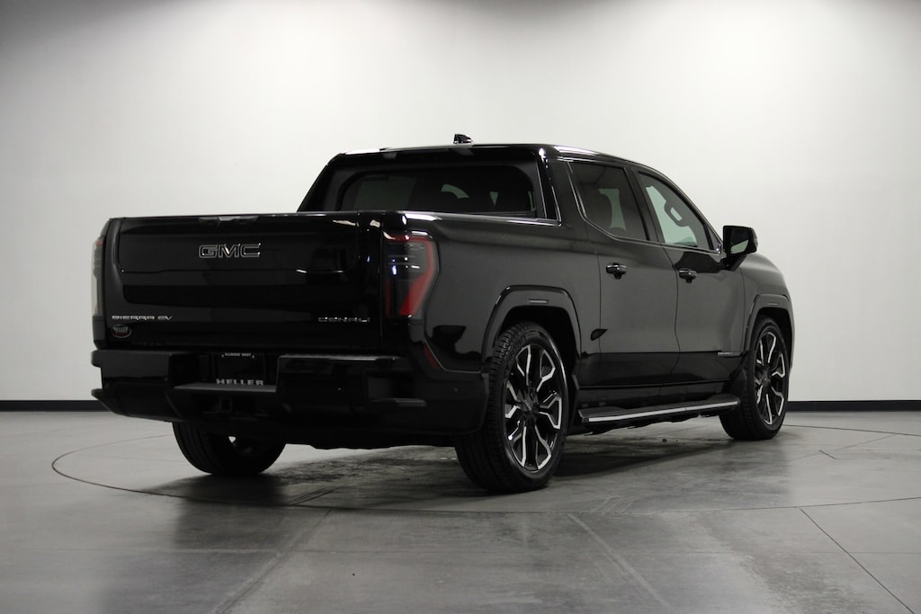 Used 2025 GMC Sierra EV Max Range Denali e4WD Crew Cab Max Range Denali