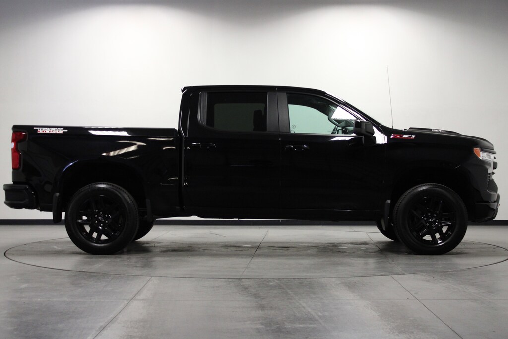 Used 2024 Chevrolet Silverado 1500 LT Trail Boss 4WD Crew Cab 147 LT Trail Boss