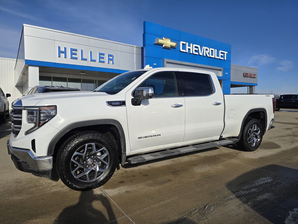 Used 2023 GMC Sierra 1500 SLT 4WD Crew Cab 157 SLT