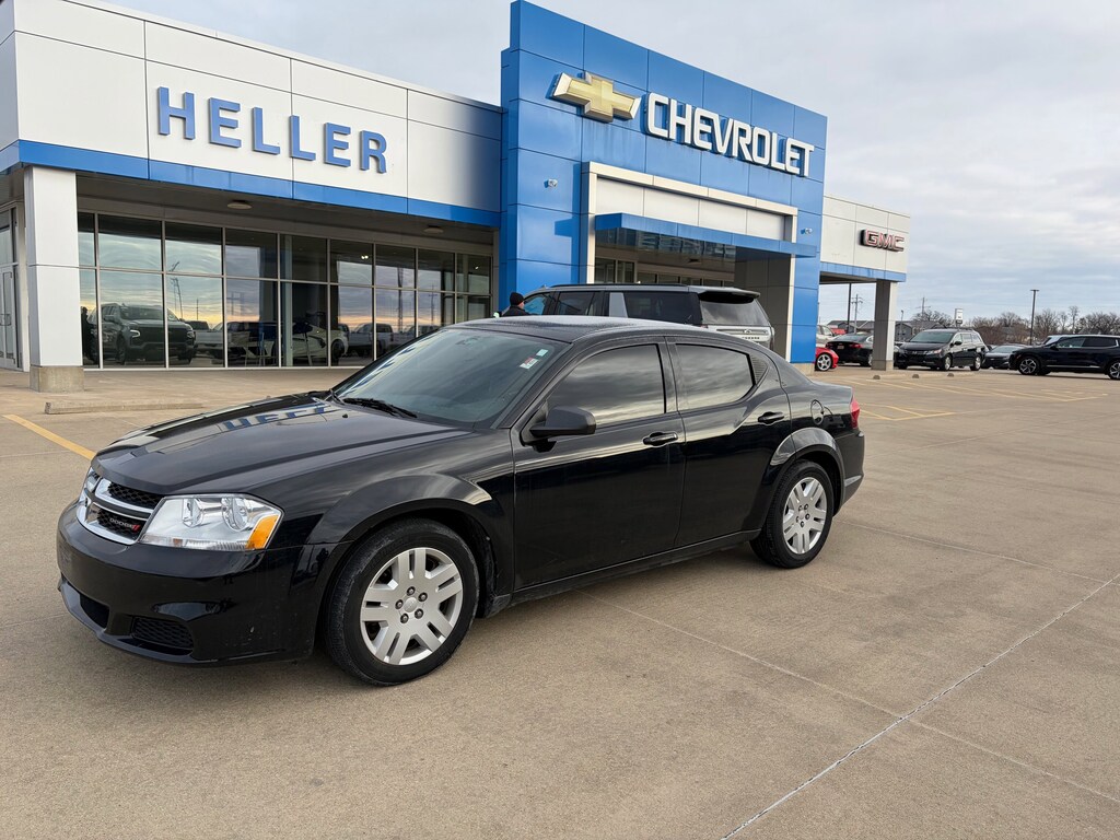 Used 2013 Dodge Avenger SE V6 Sedan