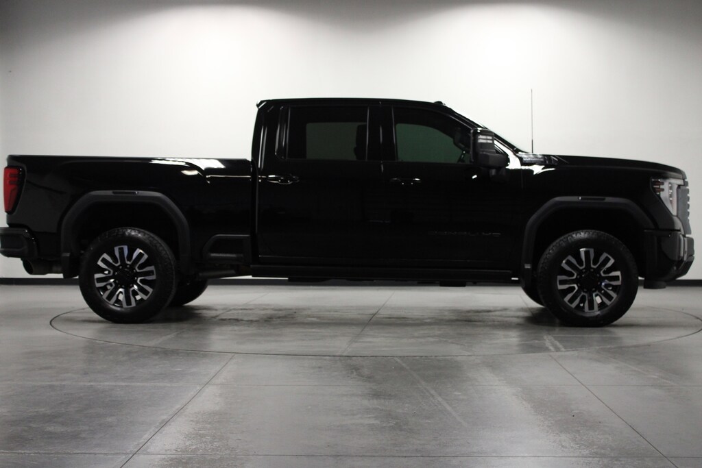 Used 2024 GMC Sierra 2500HD Denali Ultimate 4WD Crew Cab 159 Denali Ultimate